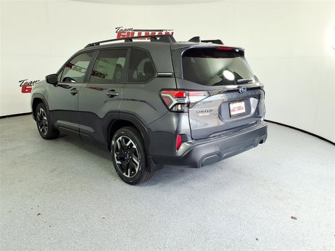 New 2026 Subaru Forester Touring AWD/4WD image 3