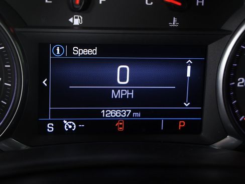 Used 2018 GMC Terrain SLT w/ Preferred Package image 8