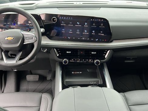 New 2026 Chevrolet Suburban LT w/ Comfort Package image 20