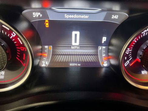 Used 2021 Dodge Challenger R/T image 13