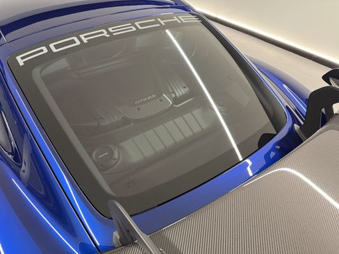 Used 2023 Porsche 718 Cayman GT4 RS RWD image 5