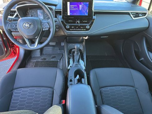 Certified 2025 Toyota Corolla SE image 26