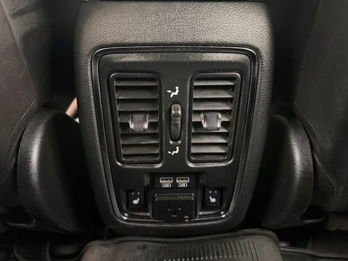 Used 2017 Jeep Grand Cherokee Limited 75th Anniversary image 37