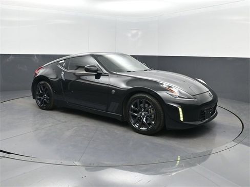 Used 2018 Nissan 370Z Coupe w/ Z34 Heritage Edition - Black image 27