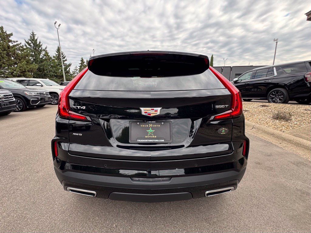 Used 2024 Cadillac XT4 Premium Luxury w/ Technology Package AWD/4WD image 9