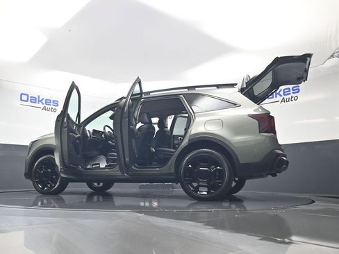 Certified 2025 Kia Sorento SX AWD/4WD image 65