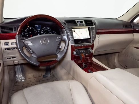 Used 2011 Lexus LS 460 AWD w/ Luxury Value Edition image 7