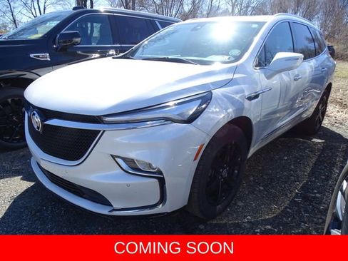 Used 2024 Buick Enclave Essence w/ Experience Buick Package image 1
