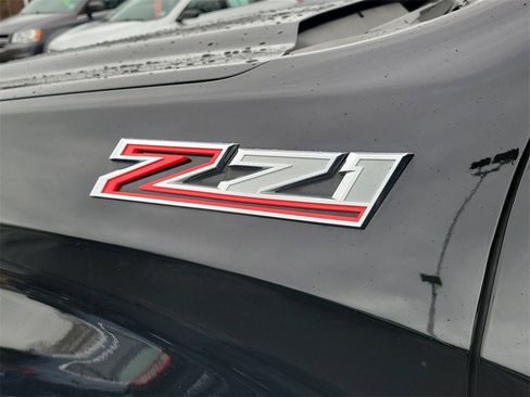 Used 2019 Chevrolet Silverado 1500 LT w/ All-Star Edition image 8