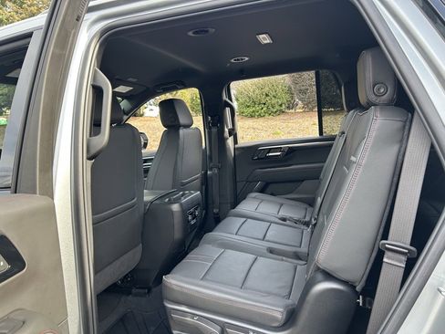 Certified 2025 Chevrolet Tahoe RST image 37