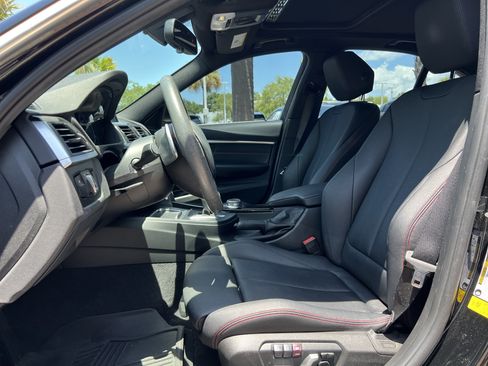 Used 2017 BMW 330i Sedan RWD image 16