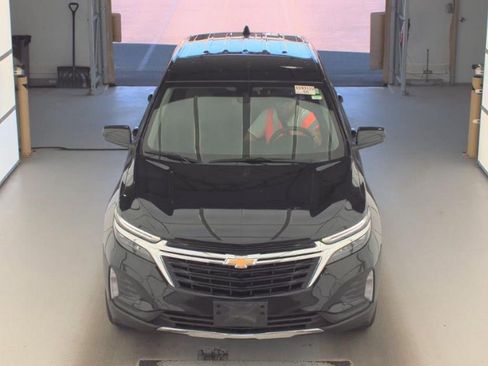 Used 2023 Chevrolet Equinox LT AWD/4WD image 2