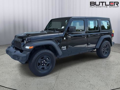 Used 2020 Jeep Wrangler Unlimited Sport AWD/4WD image 2