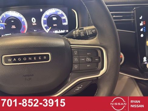Used 2024 Jeep Wagoneer 4WD w/ Convenience Group I image 28