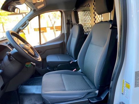 Used 2024 Ford Transit 250 Low Roof w/ Exterior Upgrade Package image 29