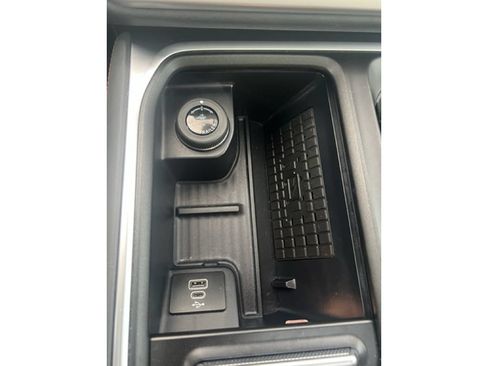 Used 2025 Ford Expedition Active AWD/4WD image 13