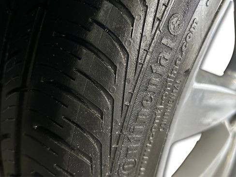 Used 2013 Jaguar XF 3.0 image 44