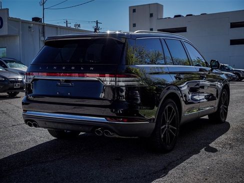 Used 2022 Lincoln Aviator Reserve w/ Equipment Group 201A image 4