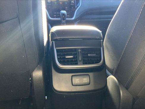Certified 2022 Subaru Outback Premium image 39
