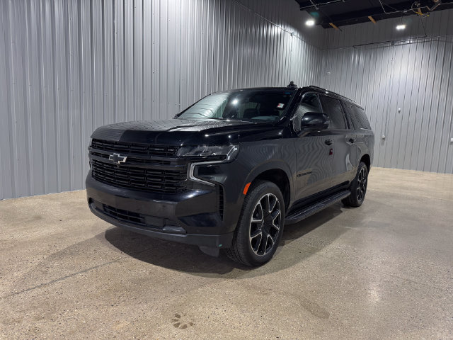 Used 2024 Chevrolet Suburban RST w/ Luxury Package AWD/4WD image 1
