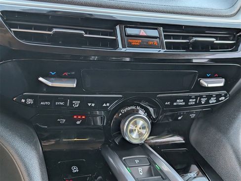 Used 2024 Acura MDX FWD image 15