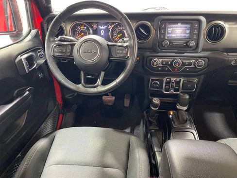 Used 2019 Jeep Wrangler Unlimited Sport S AWD/4WD image 11