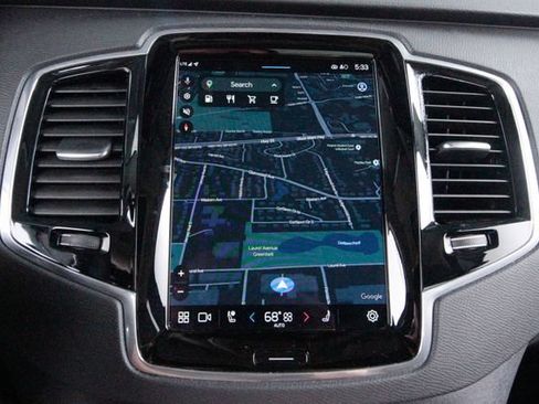 Certified 2025 Volvo XC90 B5 Plus w/ Protection Package Premier AWD/4WD image 25