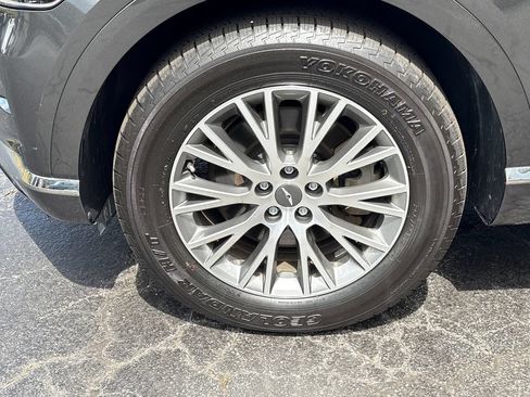 Used 2024 Genesis GV80 2.5T AWD/4WD image 24