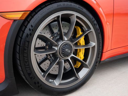 Used 2016 Porsche 911 GT3 RS RWD image 21