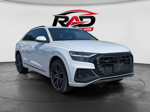 Used 2021 Audi Q8 Premium Plus w/ Premium Plus Package AWD/4WD image 2