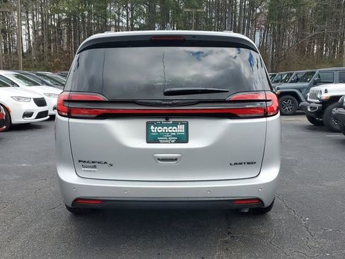 New 2026 Chrysler Pacifica Limited w/ S Appearance Package image 5