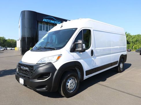 Used 2023 RAM ProMaster 2500 FWD image 1