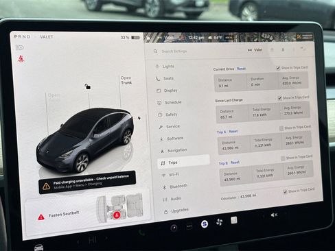 Used 2023 Tesla Model Y Long Range image 23