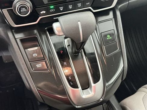 Used 2017 Honda CR-V LX image 12