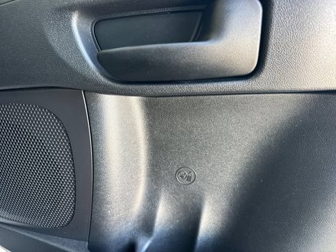 Used 2025 RAM ProMaster 1500 w/ Safety Group FWD image 17