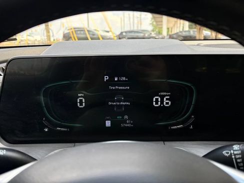 Certified 2024 Kia Telluride EX X-Line AWD/4WD image 16