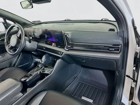 Used 2023 Kia Sportage X-Line image 11