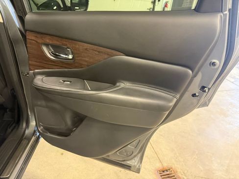 Used 2019 Nissan Murano Platinum w/ Cargo Package AWD/4WD image 30