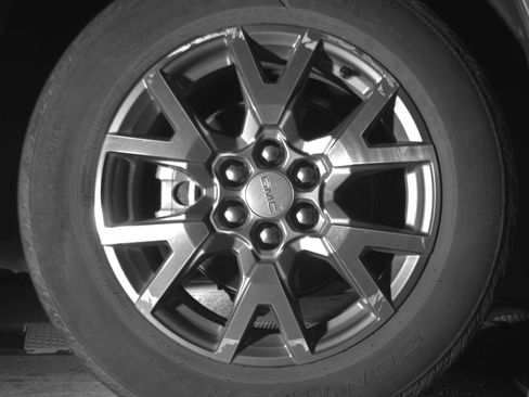 Used 2023 GMC Acadia SLT FWD image 15