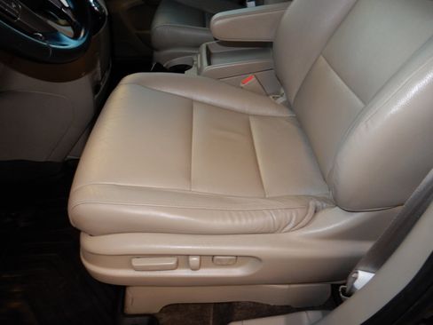 Used 2017 Honda Odyssey EX-L image 11