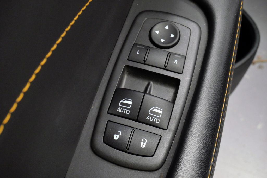 Used 2022 Dodge Challenger R/T Scat Pack RWD image 15