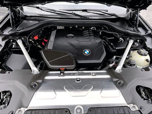 Used 2024 BMW X4 xDrive30i image 13