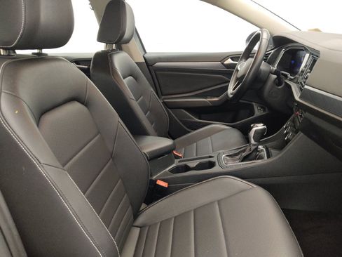 Used 2024 Volkswagen Jetta SE FWD image 21