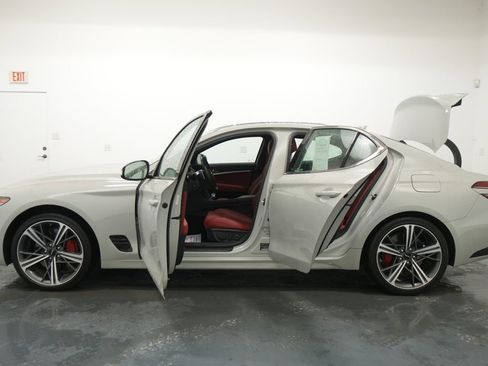 Used 2025 Genesis G70 2.5T w/ Sport Prestige Package AWD/4WD image 26