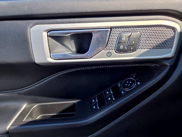 Used 2020 Ford Explorer ST AWD/4WD image 29