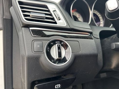 Used 2014 Mercedes-Benz E 350 4MATIC Coupe image 19