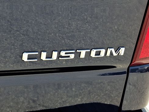 Used 2021 Chevrolet Silverado 1500 Custom w/ Safety Confidence Package AWD/4WD image 29