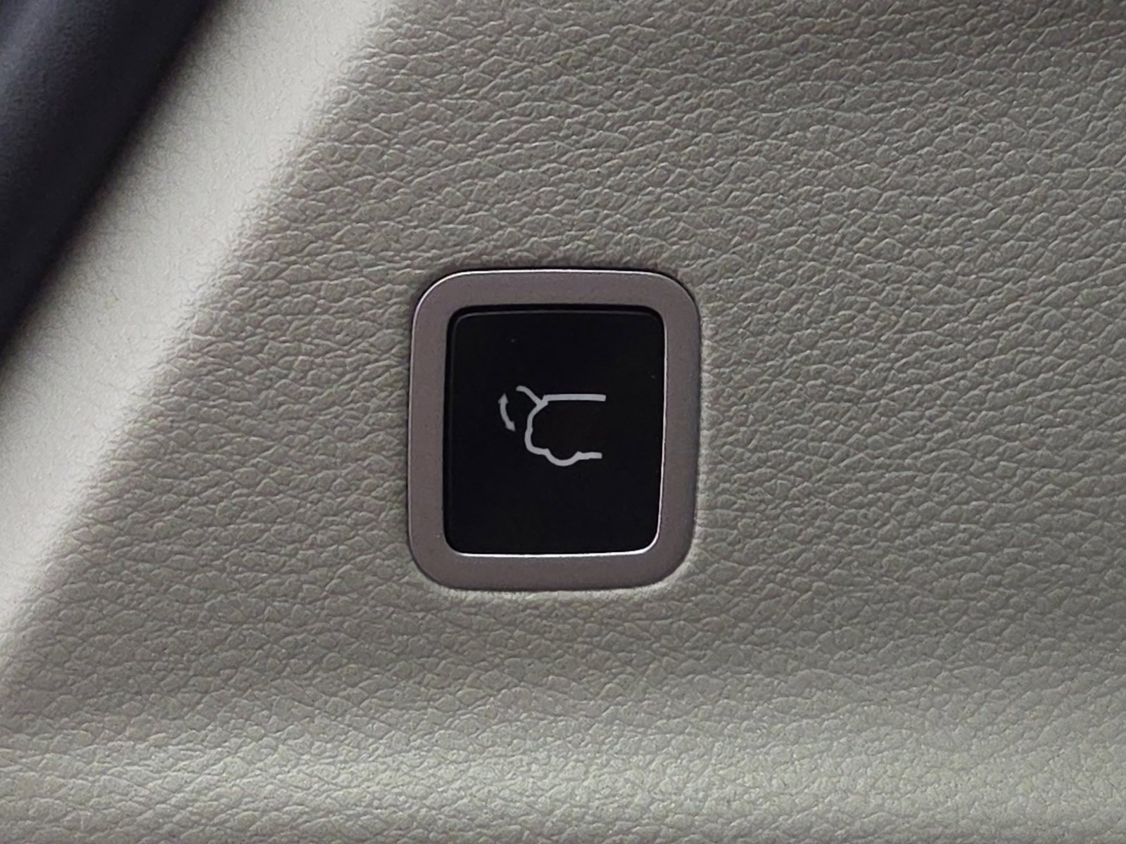 Certified 2020 Chrysler Pacifica Touring-L Plus FWD image 39