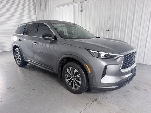 Certified 2023 INFINITI QX60 Pure FWD image 3