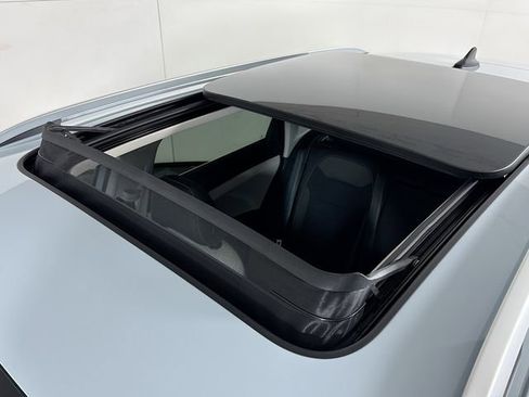 New 2026 Volkswagen Taos SE AWD/4WD image 21